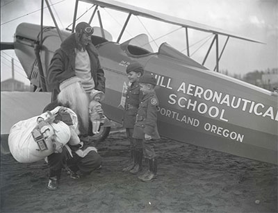 Gordon Mounce ca. 1920-1929 (Source: Link) 